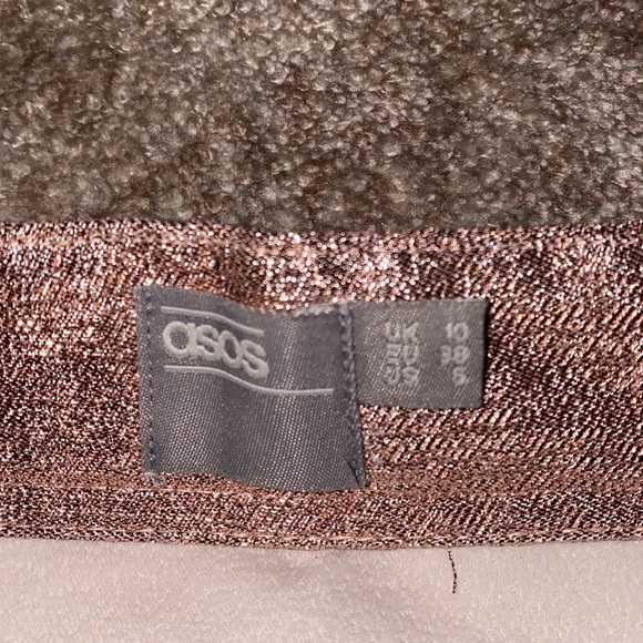 Asos Design shinny rose gold mini skirt size us.6 see photos EUC - Picture 5 of 8